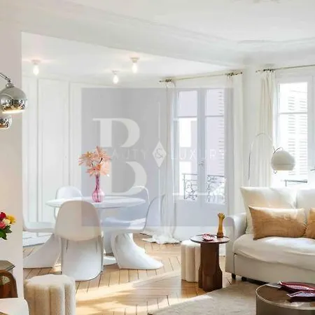 Dauphine Saint Germain 6th Arr 2bedrooms דירה פריז
