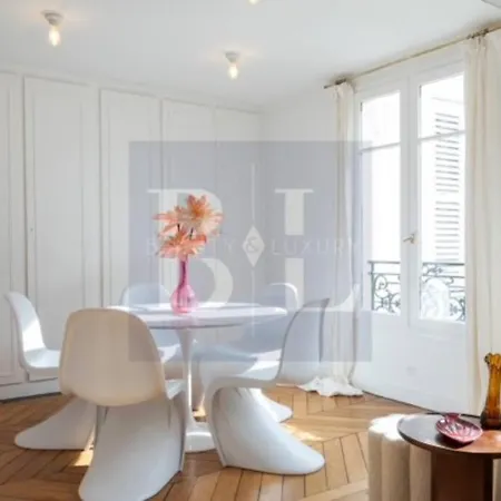 Dauphine Saint Germain 6th Arr 2bedrooms