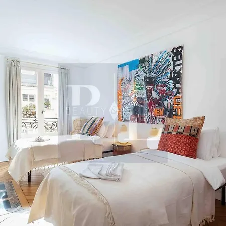 Dauphine Saint Germain 6th Arr 2bedrooms * פריז
