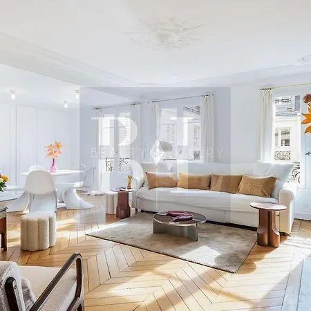 Apartament Dauphine Saint Germain 6th Arr 2bedrooms Paryż