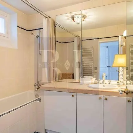 شقة Dauphine Saint Germain 6th Arr 2bedrooms *
