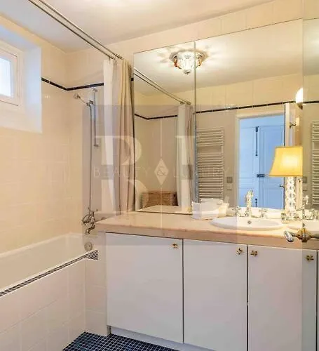 아파트 Dauphine Saint Germain 6th Arr 2bedrooms *